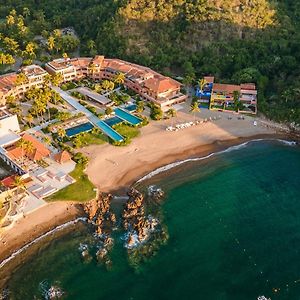 El Careyes Club & Residences